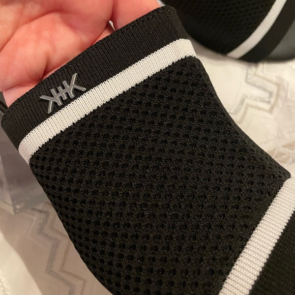 Kylie and Kendall acrylic heel shoes - Picture 6 of 6